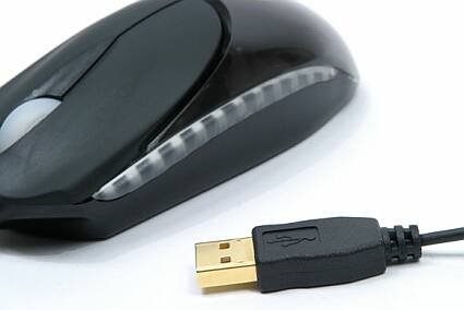 Razer Viper 100 i wtyczka USB
